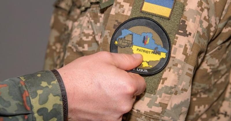 В Німеччині успішно закінчила підготовку на зенітно-ракетному комплексі Patriot четверта група українських військових.