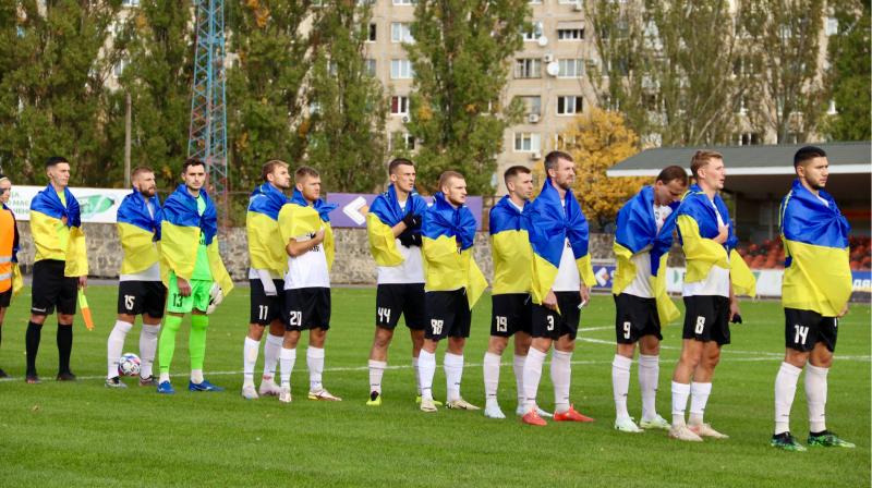 Автобус команди, що грає в Першій лізі, був направлений до ТЦК, а всім учасникам вручили повістки.